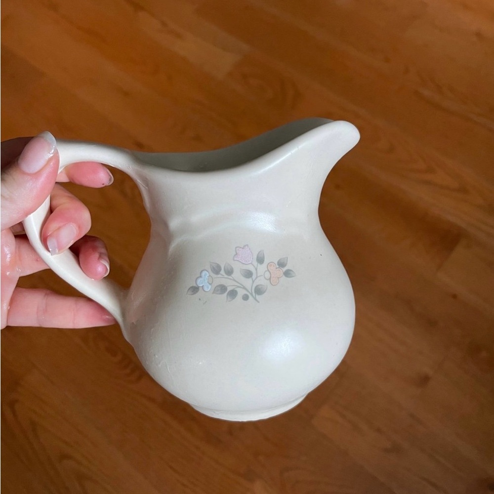 Pfaltzgraff Remembrance Creamer | Pink & White Floral | 12 oz